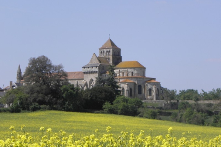 Abbaye Saint-Jouin de Marnes