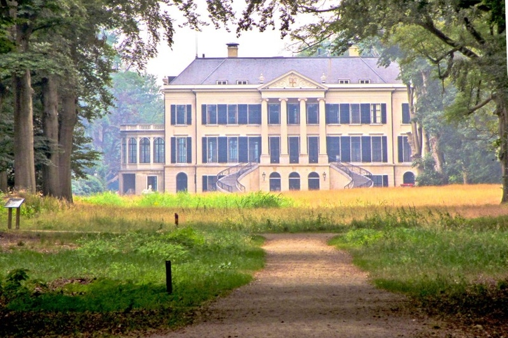 Kasteel Broekhuisen