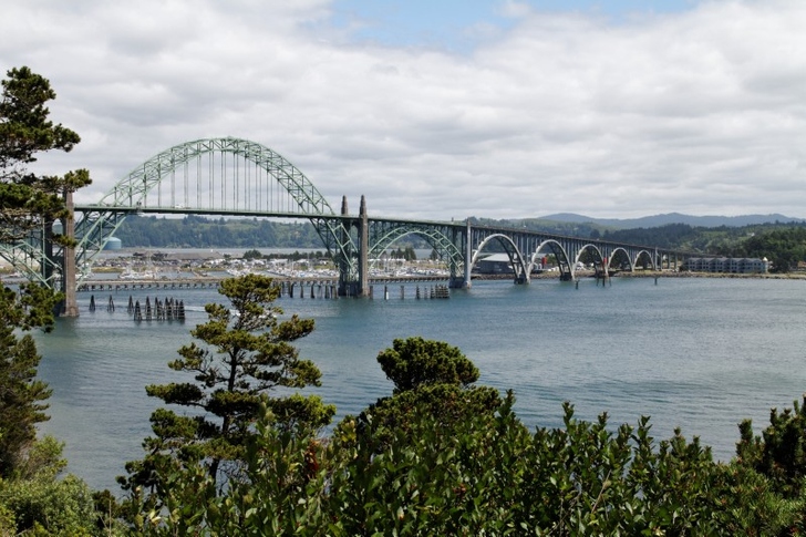 Yaquina Bay Bridge