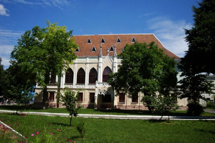 Palace of Turkull-Comello