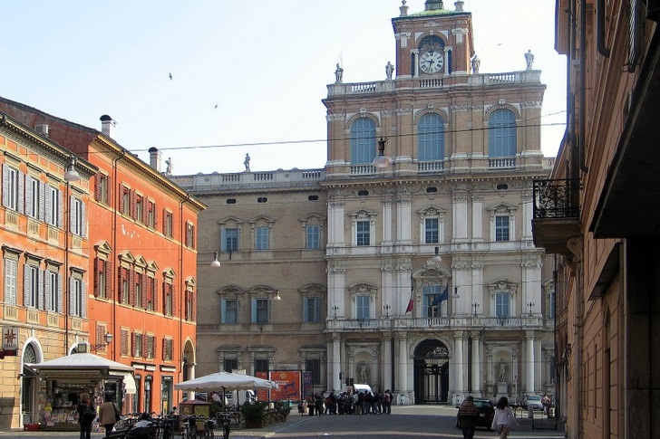 قصر دوجي (مودينا)