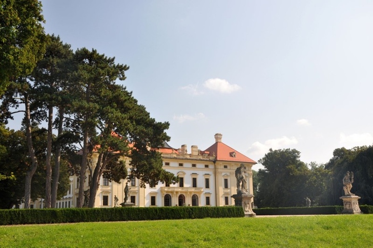 Slavkov Castle