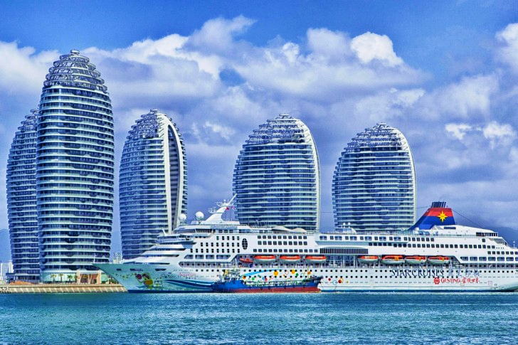 Sanya Bay, Hainan, China