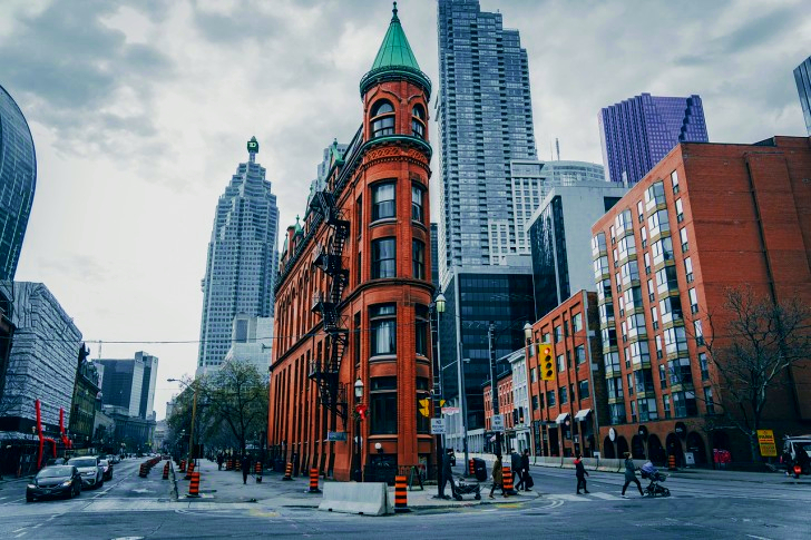 Urban Street Building