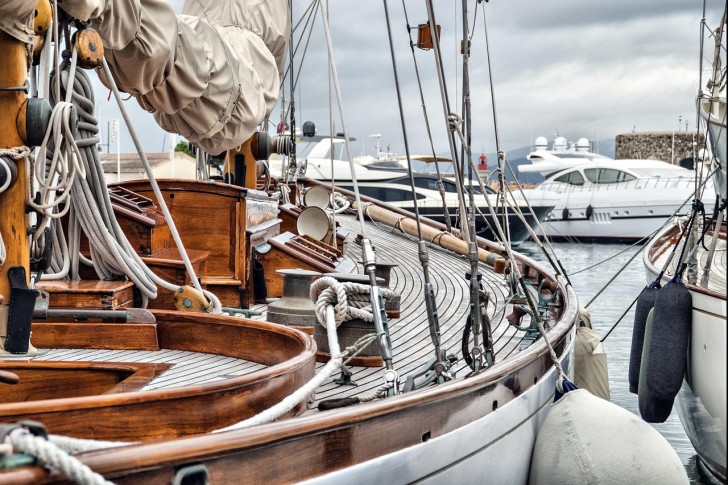 ستورم كلاودز، مرسى لليخوت الشراعية