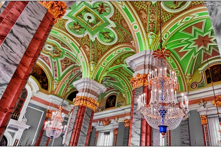 Black Metal Framed Glass Chandelier in a Building