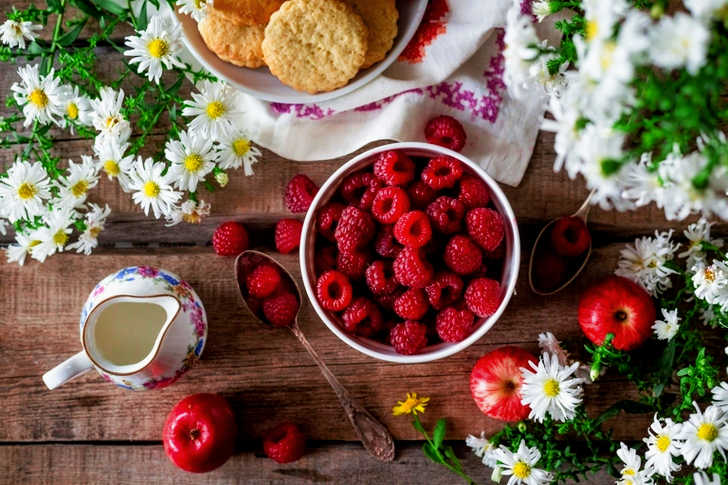 Fruits and Flower on Flowers