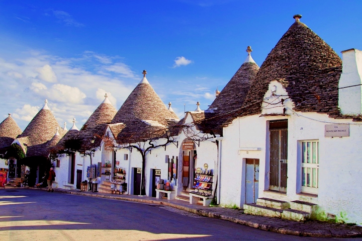 흰색 콘크리트 하우스