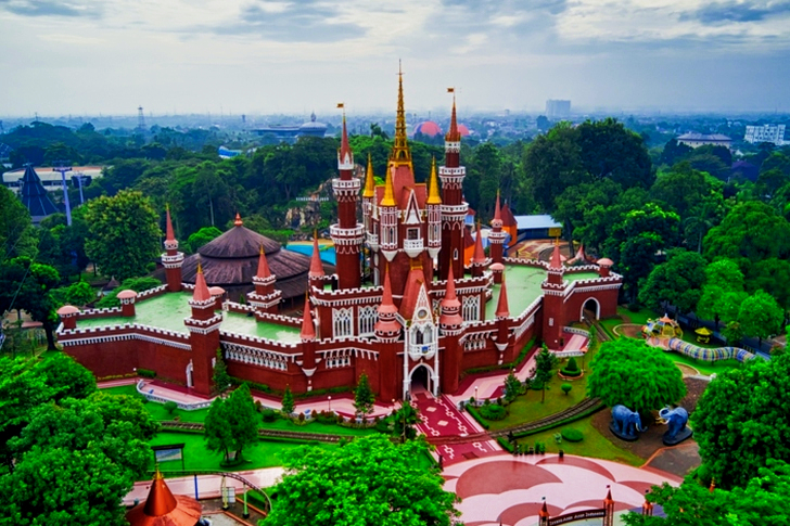 Red And White Concrete Building
