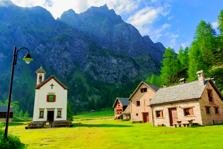 Three Houses Near Chapel Below Valley